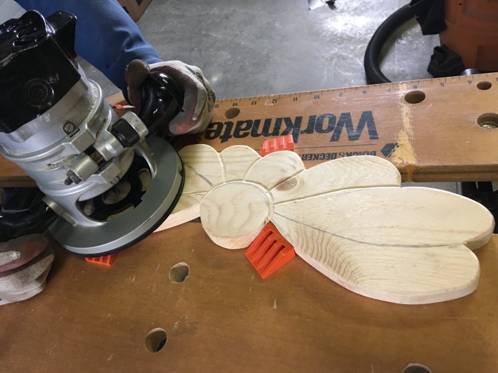 Shaping the petals using a router